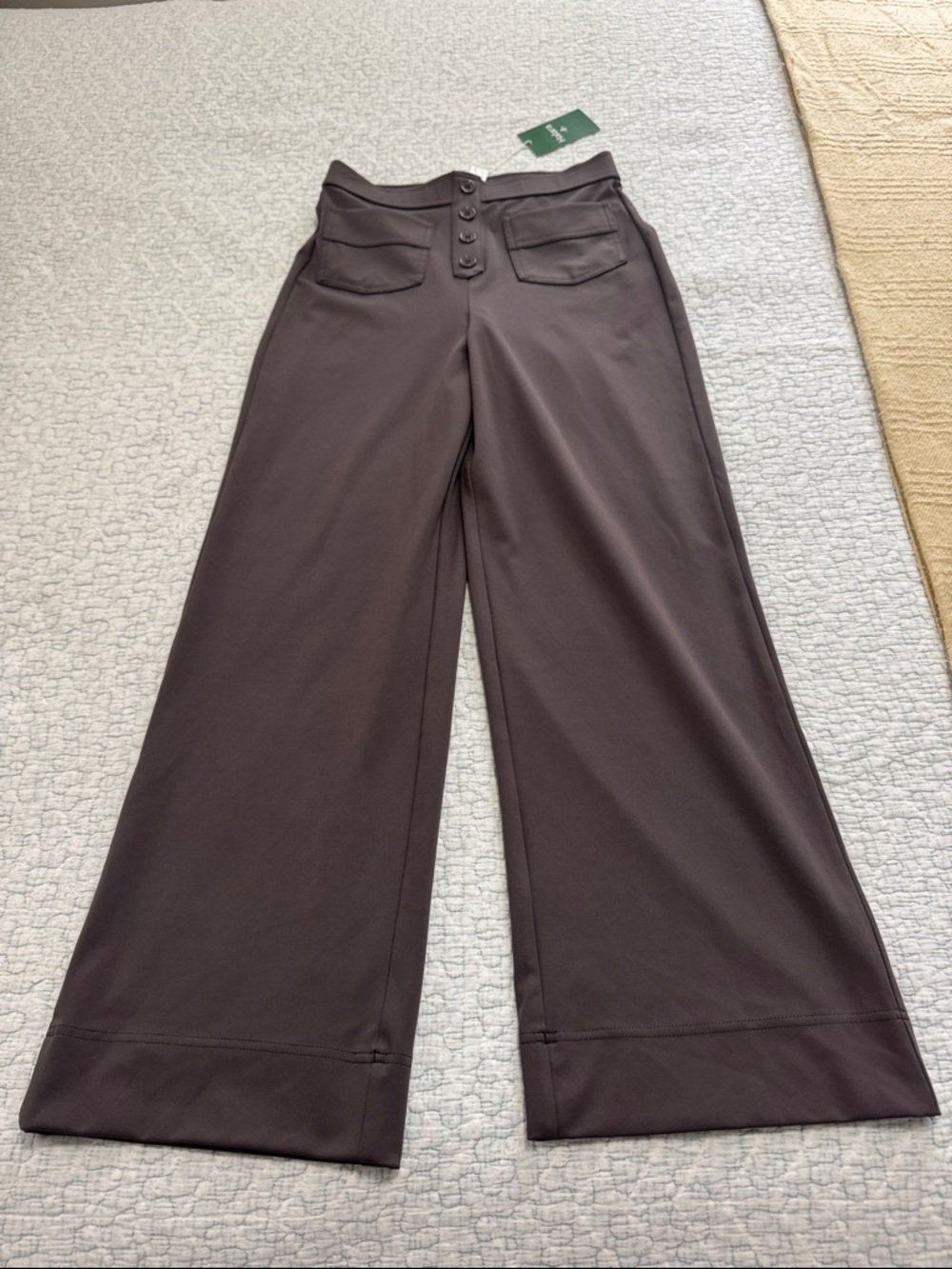 HALARA Wide-Leg High-Waist Pants in Dark Brownish gray